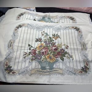 (2) Vintage Standard Louis Nichole Floral Edge Detail Percale Pillowcase 18x31